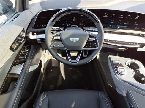 New 2026 Cadillac Optiq Sport 2 image 16