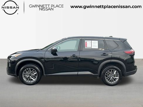 Used 2024 Nissan Rogue S image 8