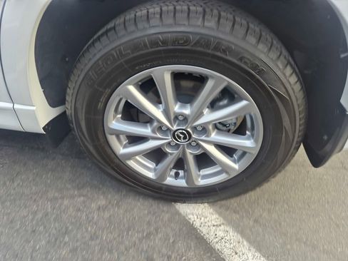 Certified 2025 MAZDA CX-5 AWD 2.5 S w/ Preferred Package image 10