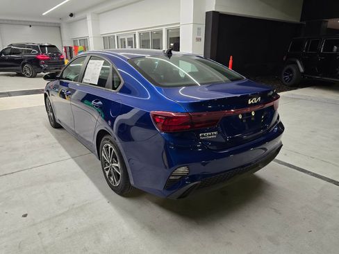 Used 2023 Kia Forte LXS FWD image 4