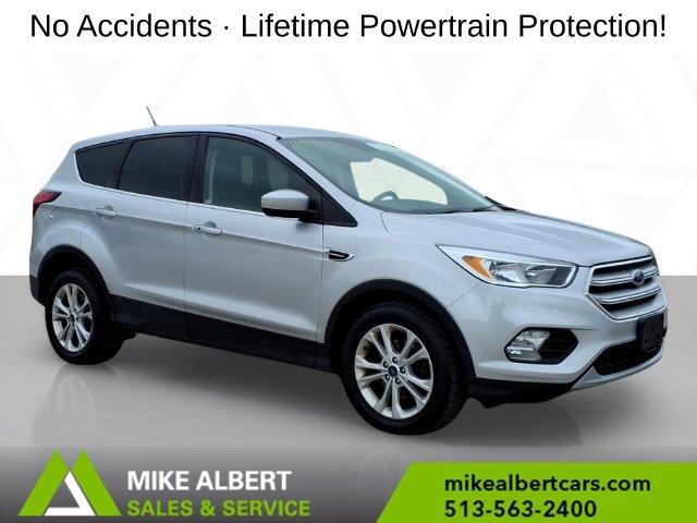 Used 2019 Ford Escape SE FWD image 1