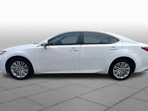 Used 2010 Buick Enclave CXL image 33