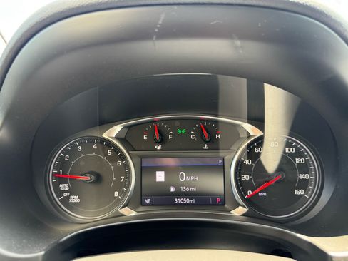 Used 2022 GMC Terrain SLE w/ Driver Convenience Package FWD image 13
