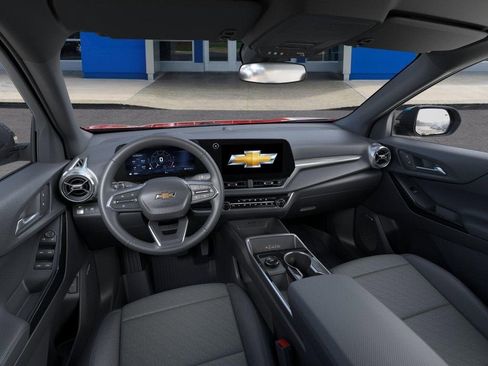 New 2026 Chevrolet Equinox LT FWD image 15