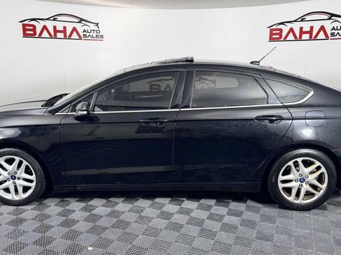 Used 2016 Ford Fusion SE FWD image 5