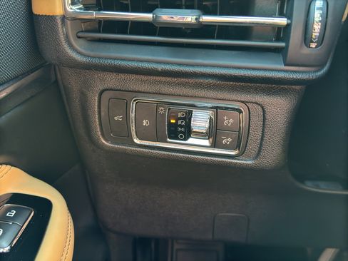 Used 2020 Lincoln Corsair Reserve w/ Equipment Group 201A image 28