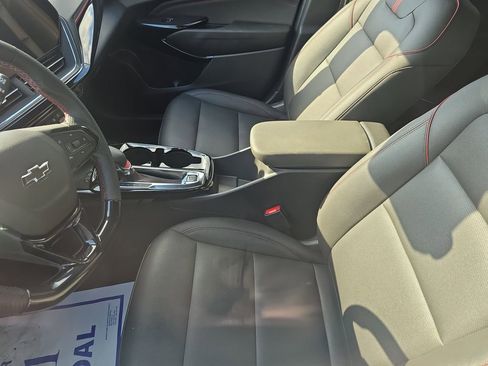 Used 2024 Chevrolet Trax RS w/ Sunroof Package image 14