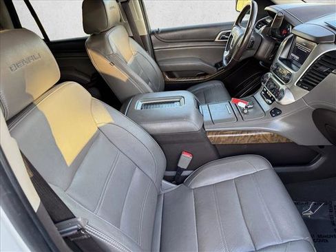 Used 2019 GMC Yukon Denali image 20