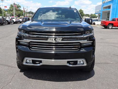 Used 2019 Chevrolet Silverado 1500 High Country AWD/4WD image 32