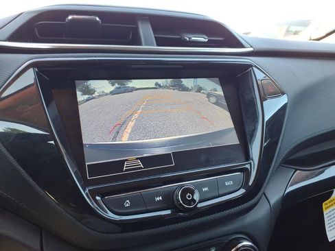 Used 2023 Chevrolet TrailBlazer LT w/ Convenience Package FWD image 18