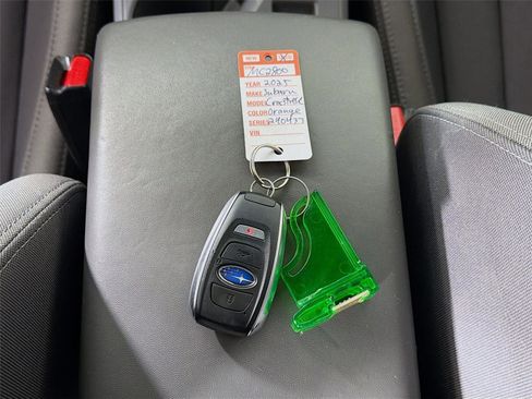 Used 2025 Subaru Crosstrek 2.0i Premium image 31