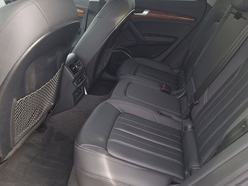 Used 2023 Audi Q5 2.0T Premium Plus image 12