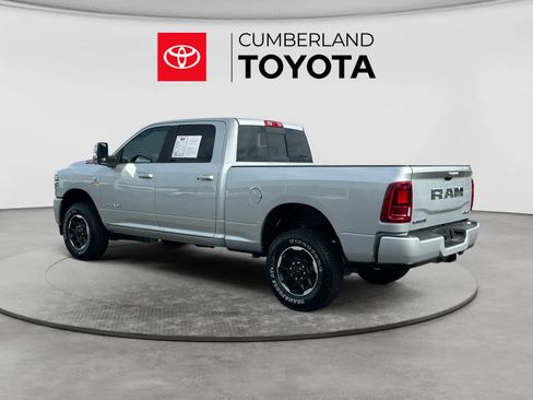 Used 2026 RAM 2500 Laramie AWD/4WD image 3