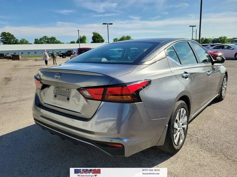 Used 2023 Nissan Altima 2.5 S FWD image 6
