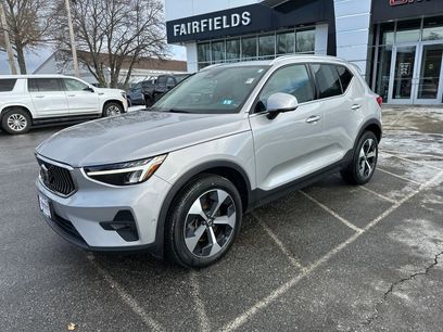 Used 2023 Volvo XC40 B5 Plus w/ Driver Assist Package