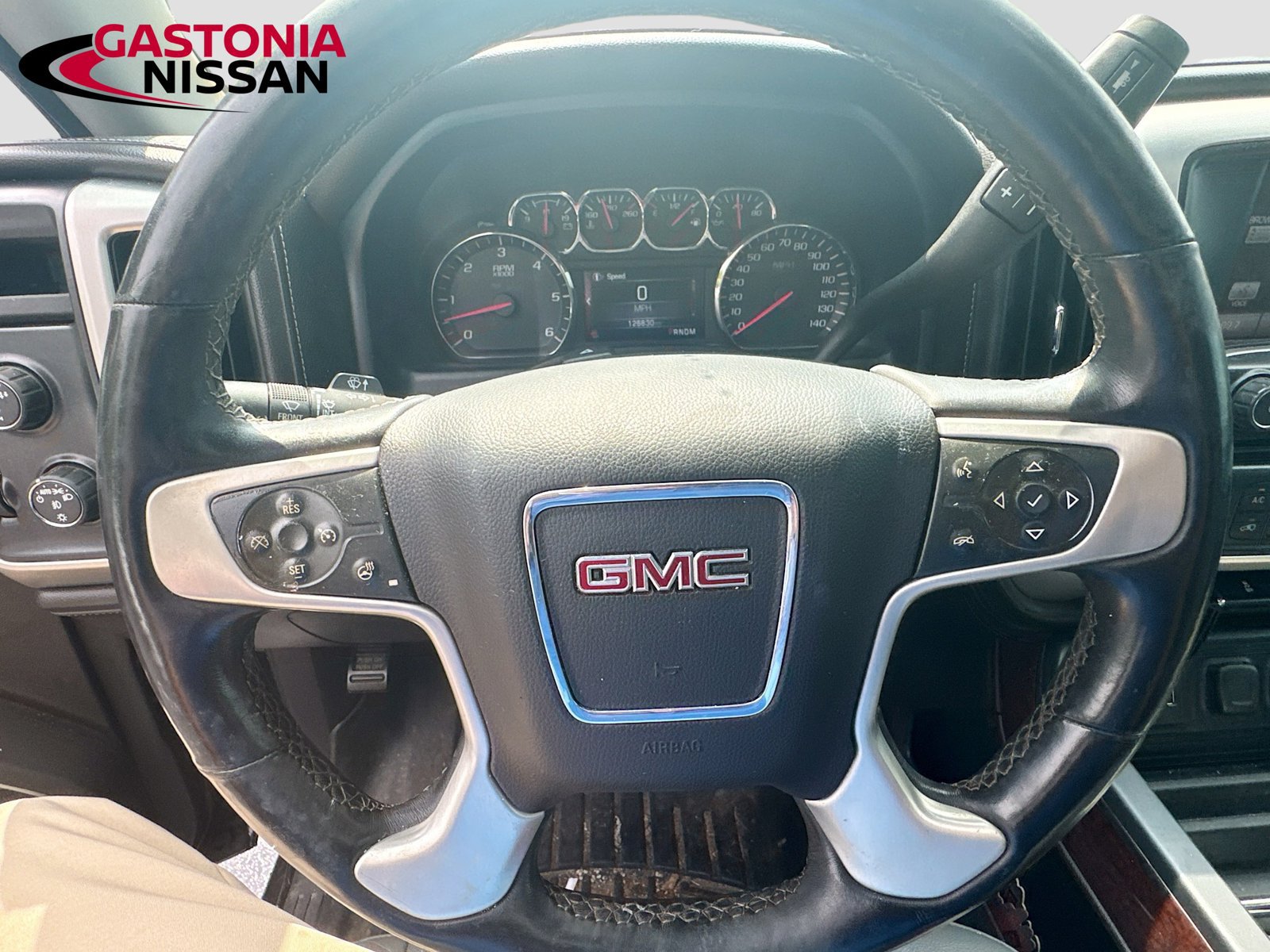 Used 2014 GMC Sierra 1500 SLT w/ SLT Crew Cab Value Package AWD/4WD image 14