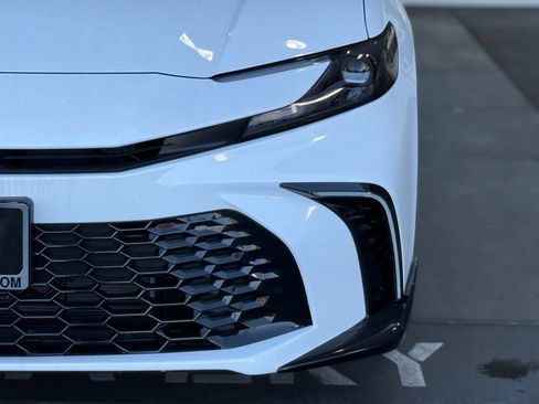 New 2026 Toyota Camry SE Nightshade image 5