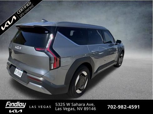 Certified 2024 Kia EV9 Wind AWD/4WD image 2