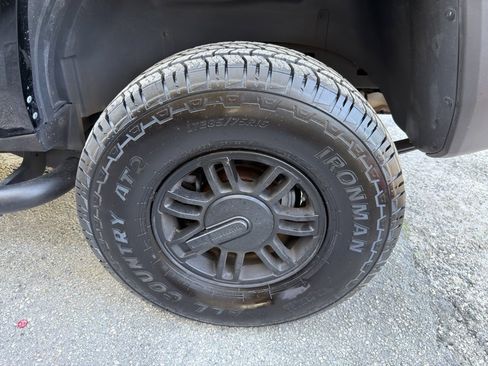 Used 2006 HUMMER H3 image 28