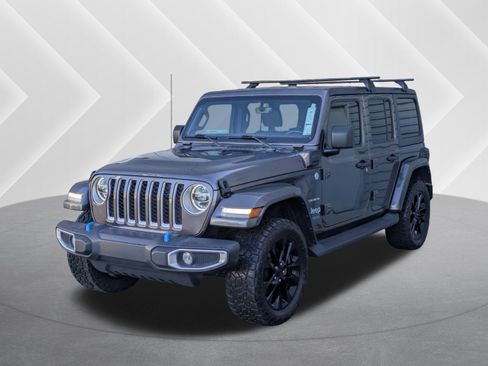 Used 2022 Jeep Wrangler Unlimited Sahara w/ Cold Weather Group image 1