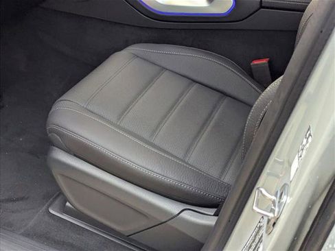 New 2026 Mercedes-Benz GLS 580 4MATIC image 4