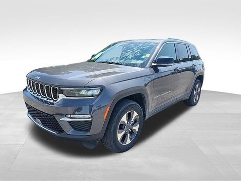 Used 2024 Jeep Grand Cherokee Limited 4xe AWD/4WD image 16