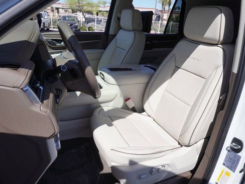 Certified 2021 GMC Yukon Denali w/ Denali Ultimate Package image 15