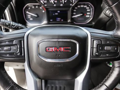 Used 2020 GMC Sierra 1500 Elevation w/ Elevation Value Package AWD/4WD image 32