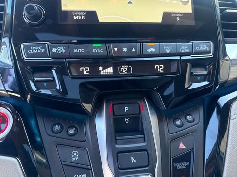 Certified 2024 Honda Odyssey Elite image 15