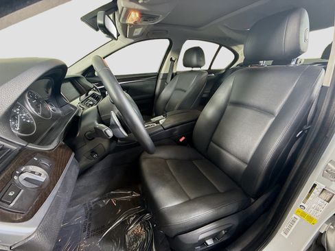 Used 2016 BMW 528i Sedan RWD image 21