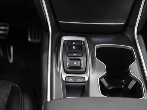 Used 2021 Honda Accord Sport image 17