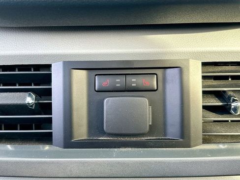 Used 2023 Ford F150 Limited image 27