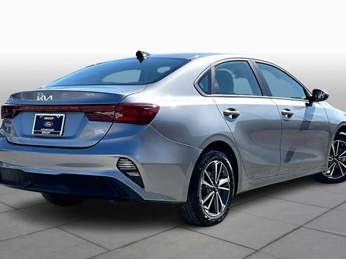 Used 2022 Kia Forte LXS image 13