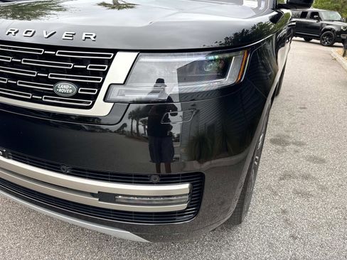 Certified 2023 Land Rover Range Rover Autobiography AWD/4WD image 9