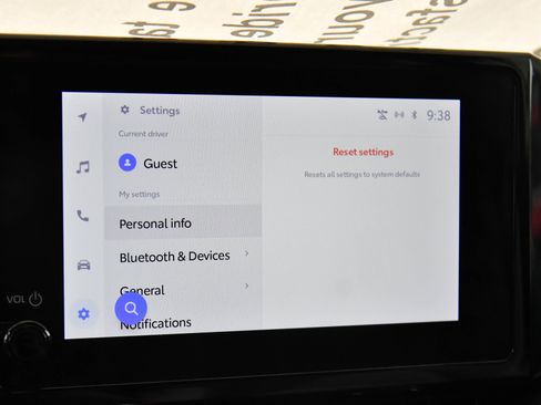 Used 2024 Toyota Corolla SE w/ SE Package FWD image 21