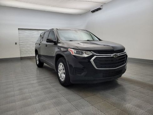 Used 2020 Chevrolet Traverse LS image 13