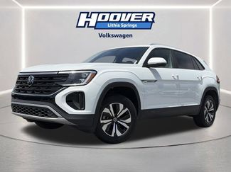 Used 2024 Volkswagen Atlas Cross Sport SE FWD video 1