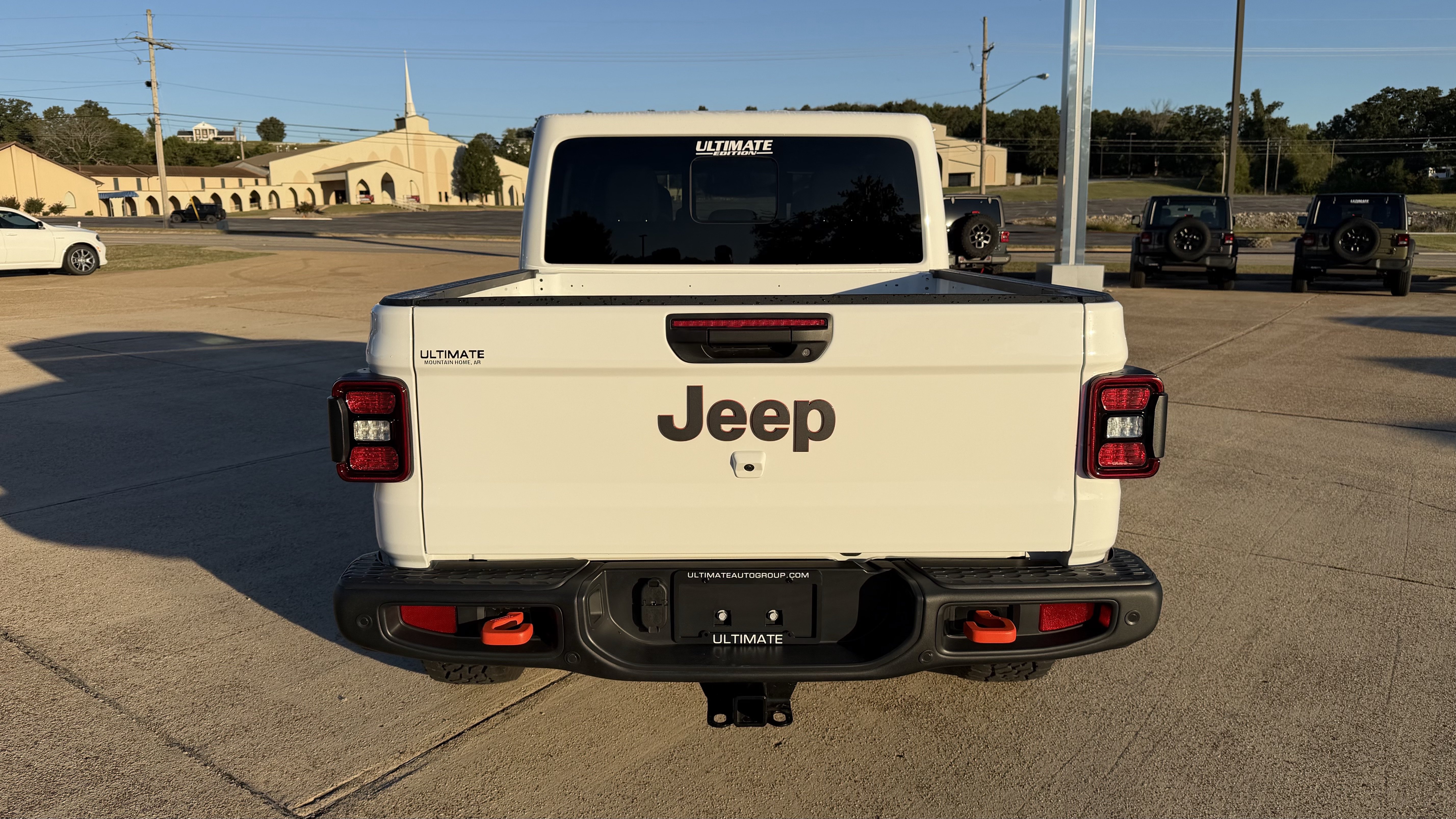 Used 2026 Jeep Gladiator Mojave AWD/4WD image 6