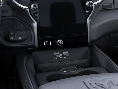 New 2026 RAM 2500 Laramie AWD/4WD image 25