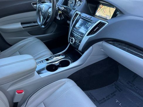 Used 2018 Acura TLX V6 SH-AWD w/ Technology Pkg image 16