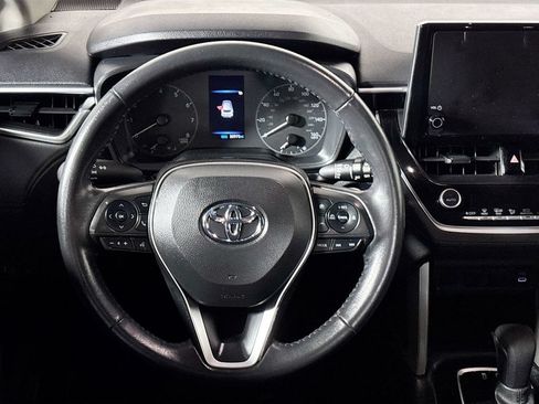 Used 2023 Toyota Corolla Cross LE w/ Black Badges Package (TMS) AWD/4WD image 13