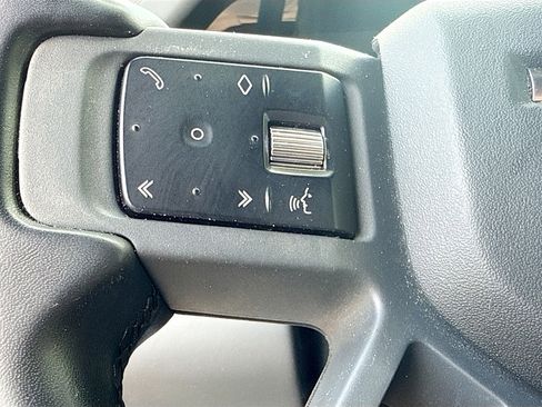 Used 2023 Land Rover Defender 110 X-Dynamic SE image 38