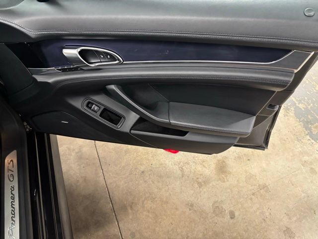 Used 2013 Porsche Panamera GTS AWD/4WD image 23