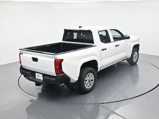 Used 2024 Toyota Tacoma SR AWD/4WD image 40