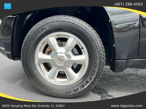 Used 2005 GMC Envoy SLT image 29