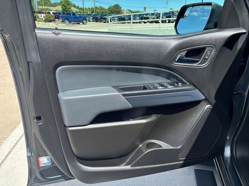 Used 2019 Chevrolet Colorado Z71 AWD/4WD image 15