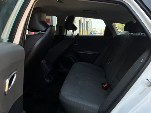 Used 2025 Kia K4 FWD image 11