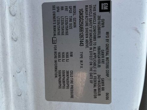 Used 2006 GMC Savana 2500 Passenger image 17