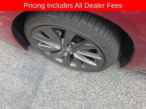 Used 2026 Toyota Corolla SE FWD image 4