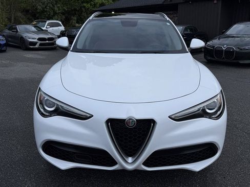 Used 2019 Alfa Romeo Stelvio AWD image 16
